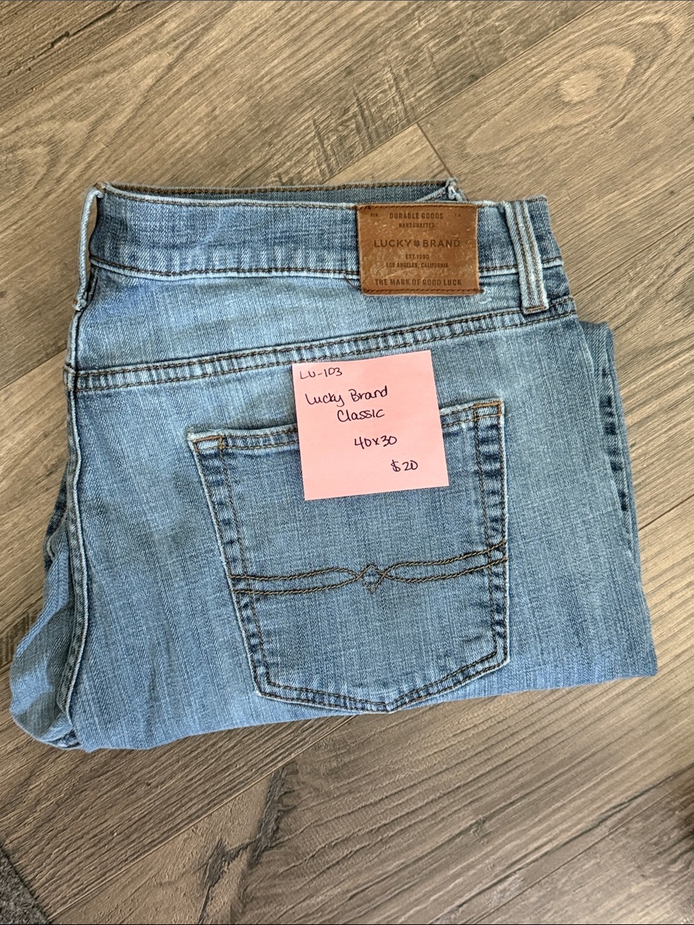 Lucky Brand Light Blue Denim Jeans